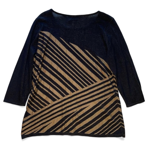 Dana Buchman Black and Tan Asymmetrically Striped 3/4 Sleeve Sweater - Picture 2 of 7